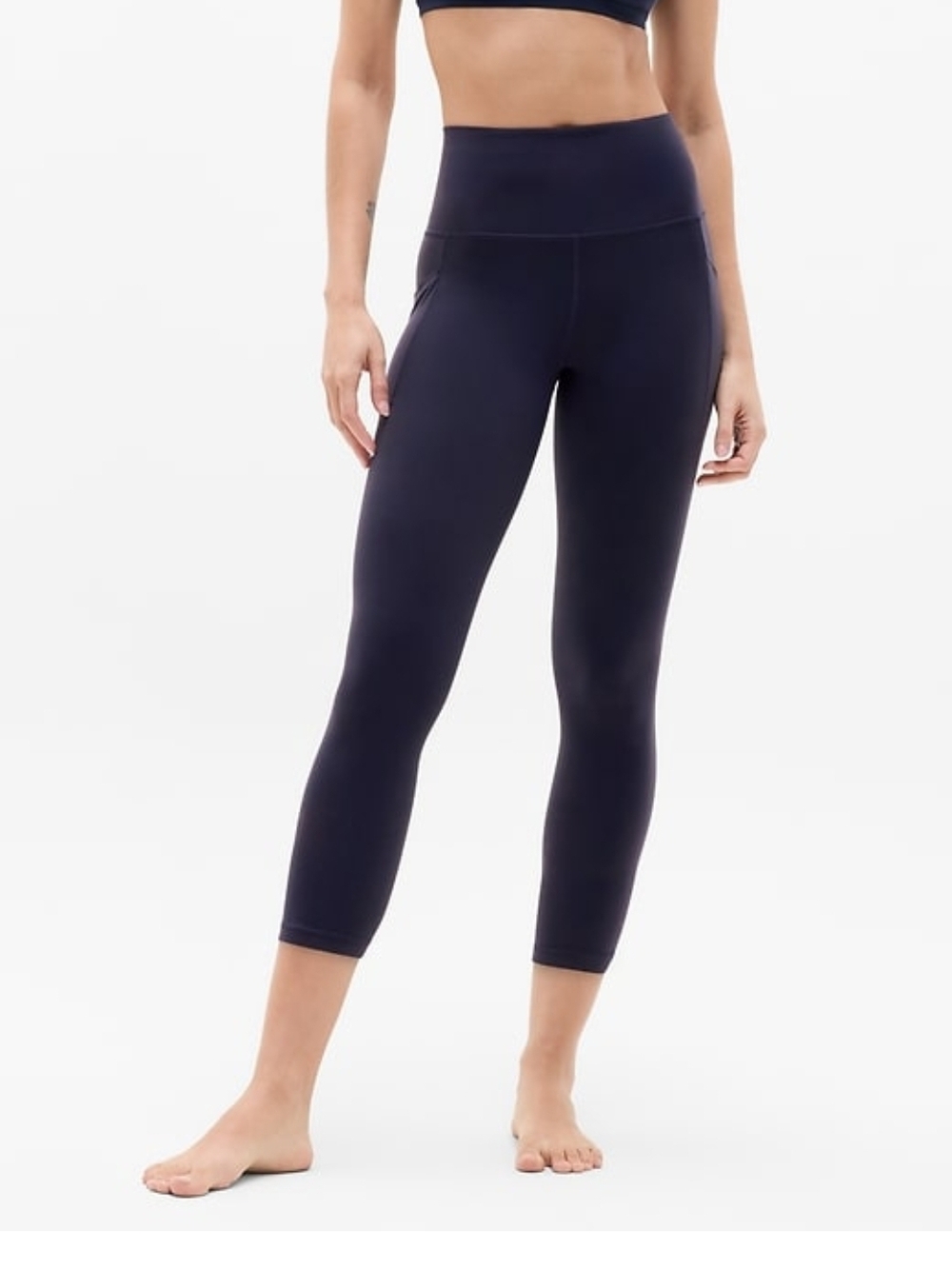 Athleta Salutation Stash High-Rise Capri - Navy. Large NWT